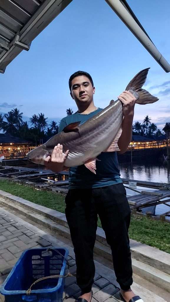 Memancing ikan jackpot patin di PKJ