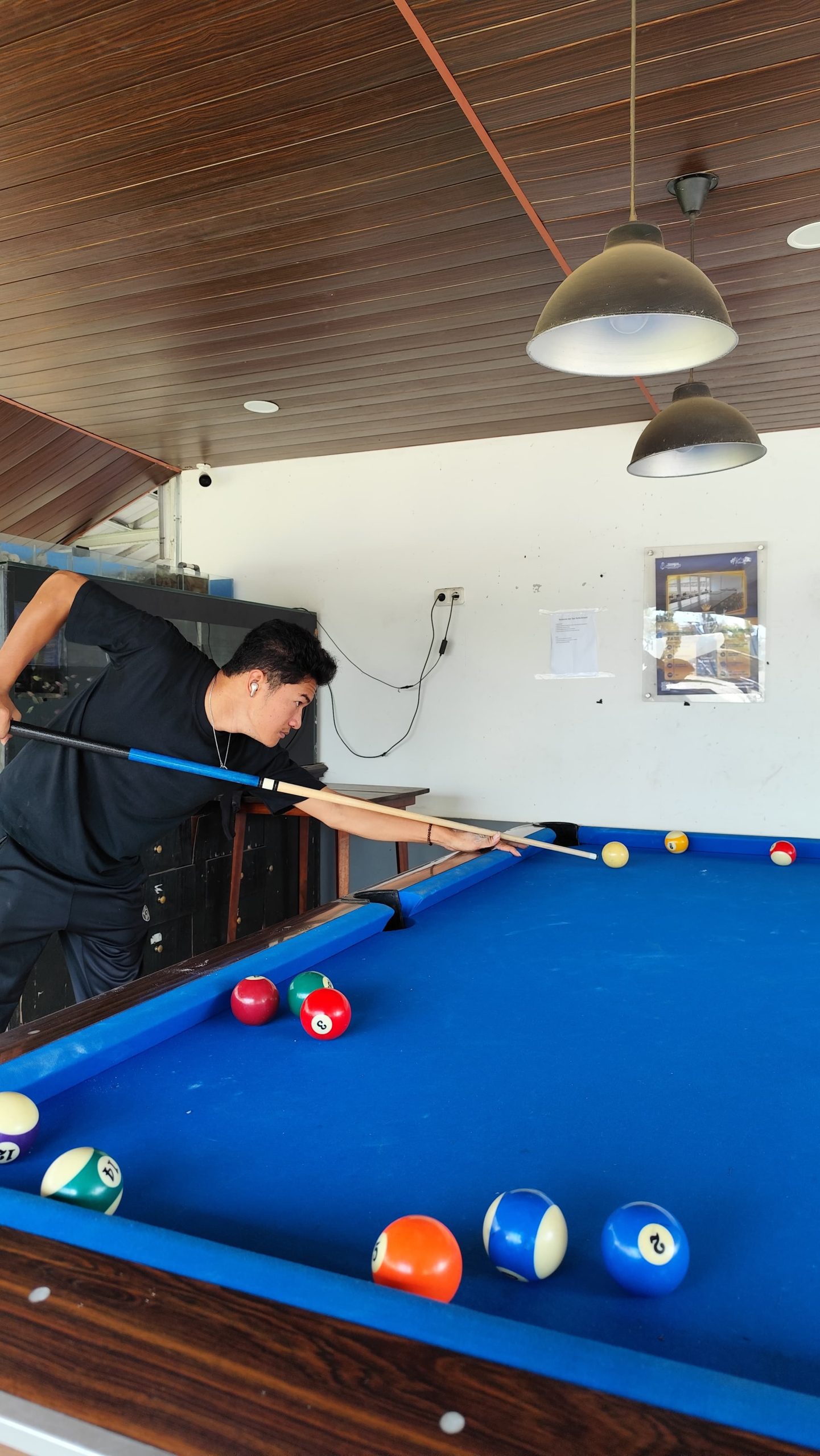 Bermain Billiard di Pemancingan Kohod Jaya