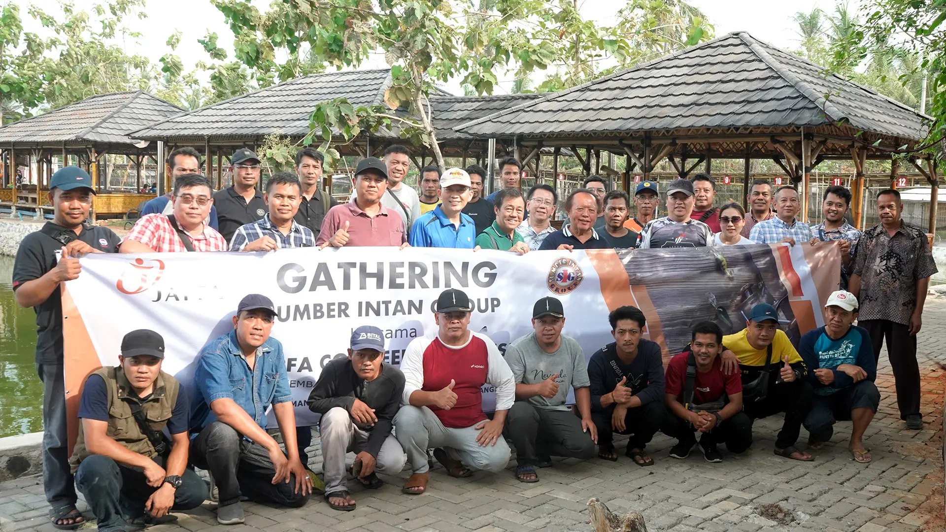 Gathering Seru Sumber Intan Group dan Japfa Comfeed Indonesia di Pemancingan Tangerang