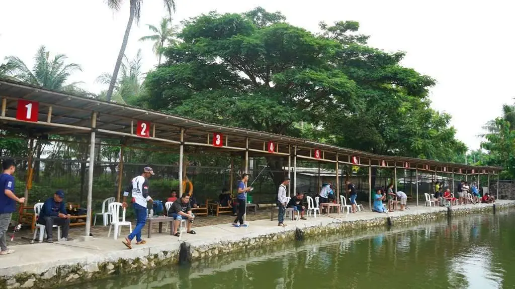 Kolam Pemancingan dengan Spot Terbaik