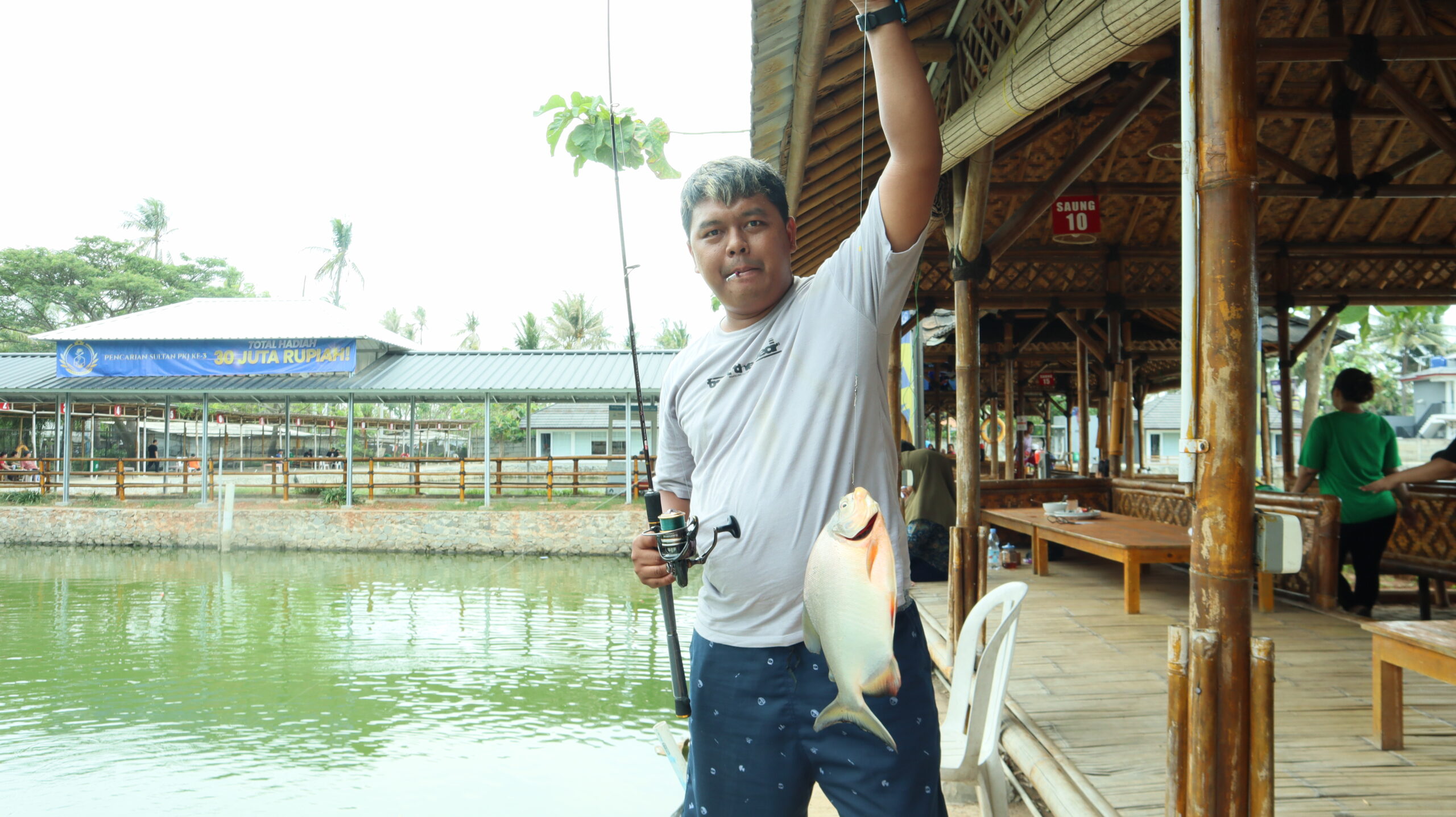 Cara Meracik Umpan untuk Mancing di Pemancingan Bawal