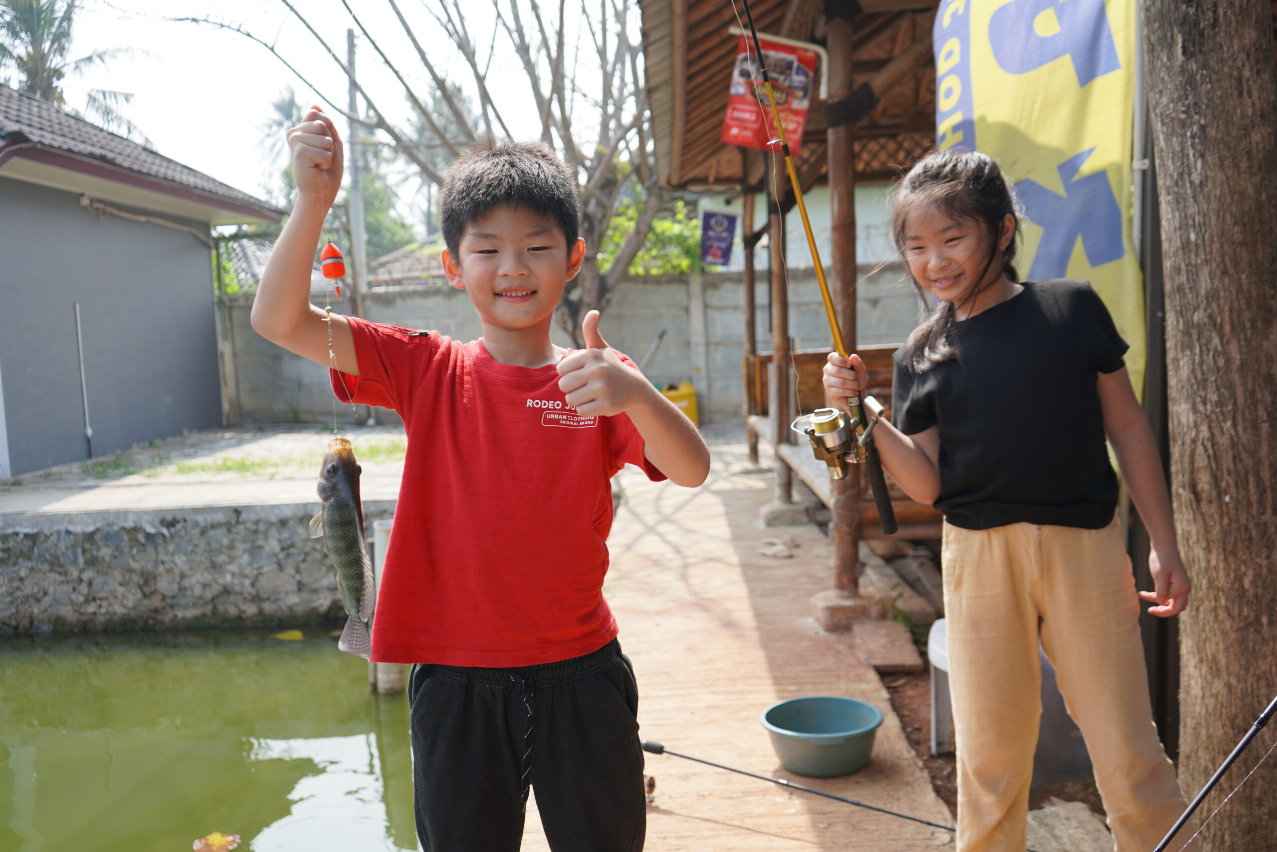 Rasakan Sensasi Strike Ikan di Pemancingan Nila Kohod Jaya!