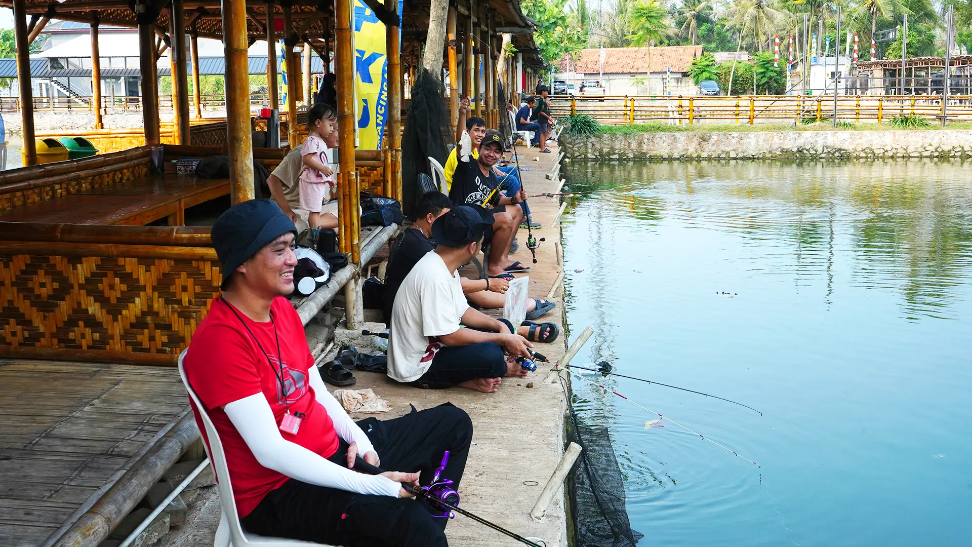 Tips Jitu Memilih Umpan agar Sukses Memancing Ikan di Pemancingan Nila