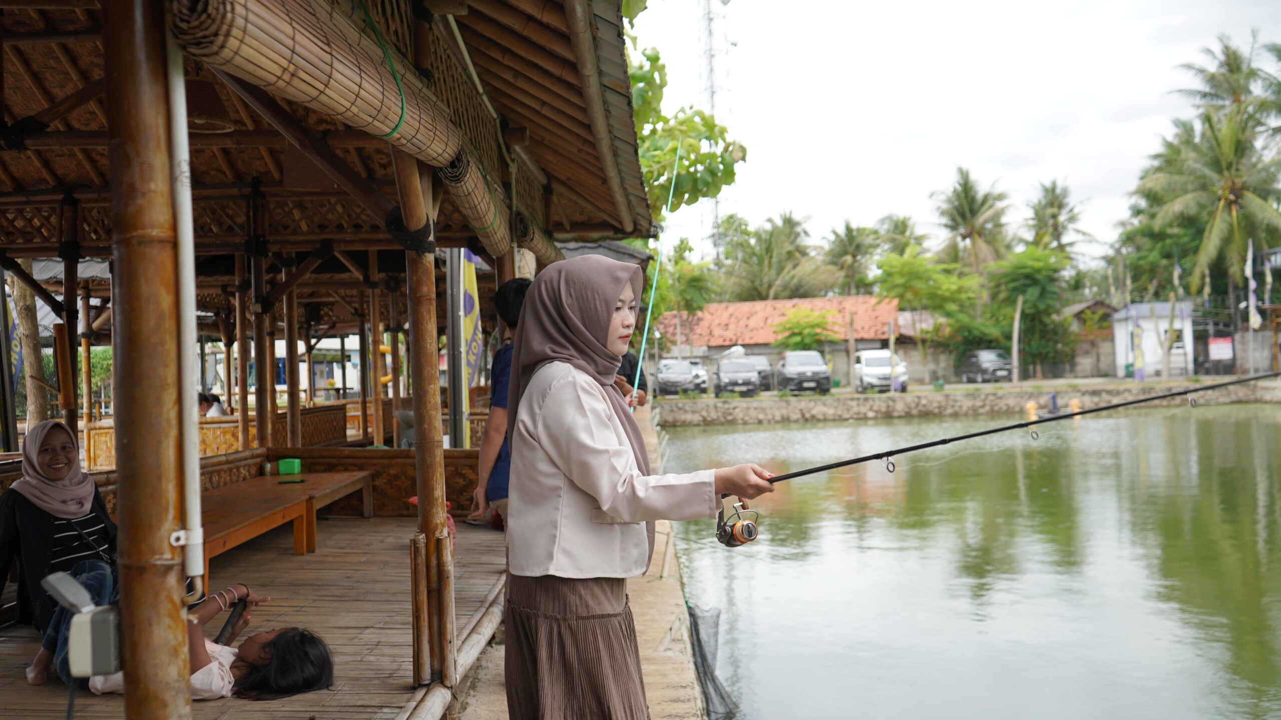 5 Recomendasi Danau Pemancingan Terdekat Tangerang