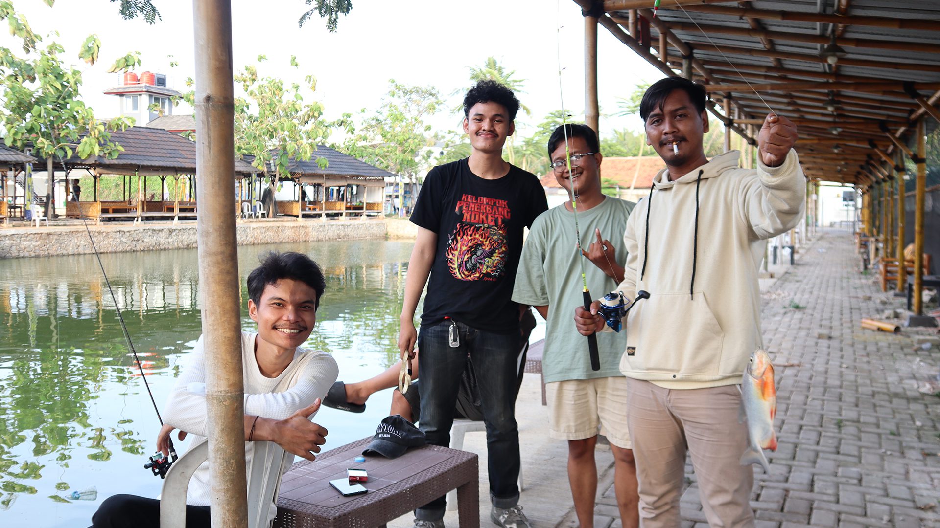 Pengalaman Seru Mancing Ikan Bawal di Pemancingan Bawal Terdekat Tangerang !