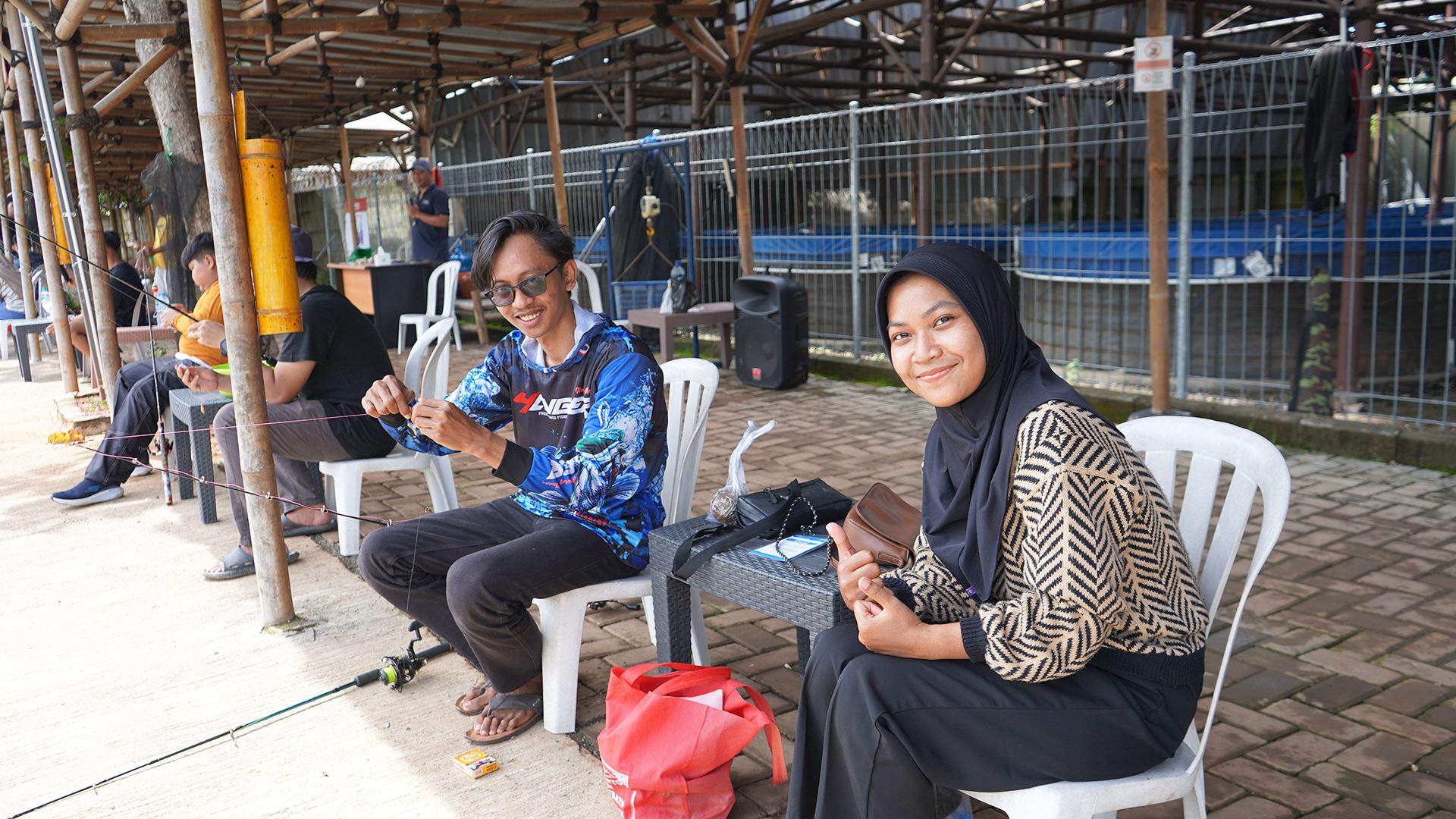 Kenangan Manis Mancing Bersama Pacar di Pemancingan Ikan Mas Terdekat dari Lokasi!